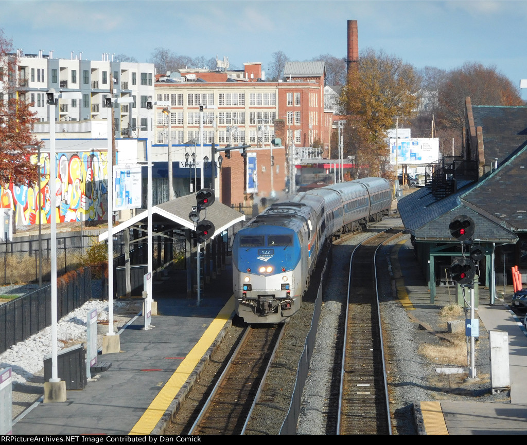 AMTK 122 Leads 449 into Framingham Station